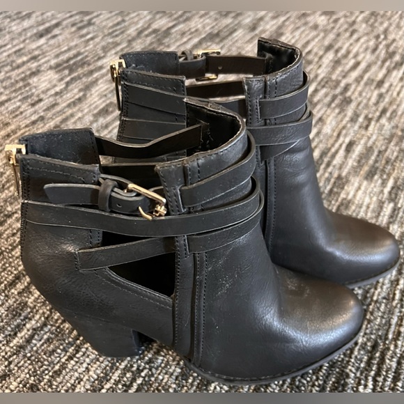 Call it Spring Bootie - Picture 3 of 7